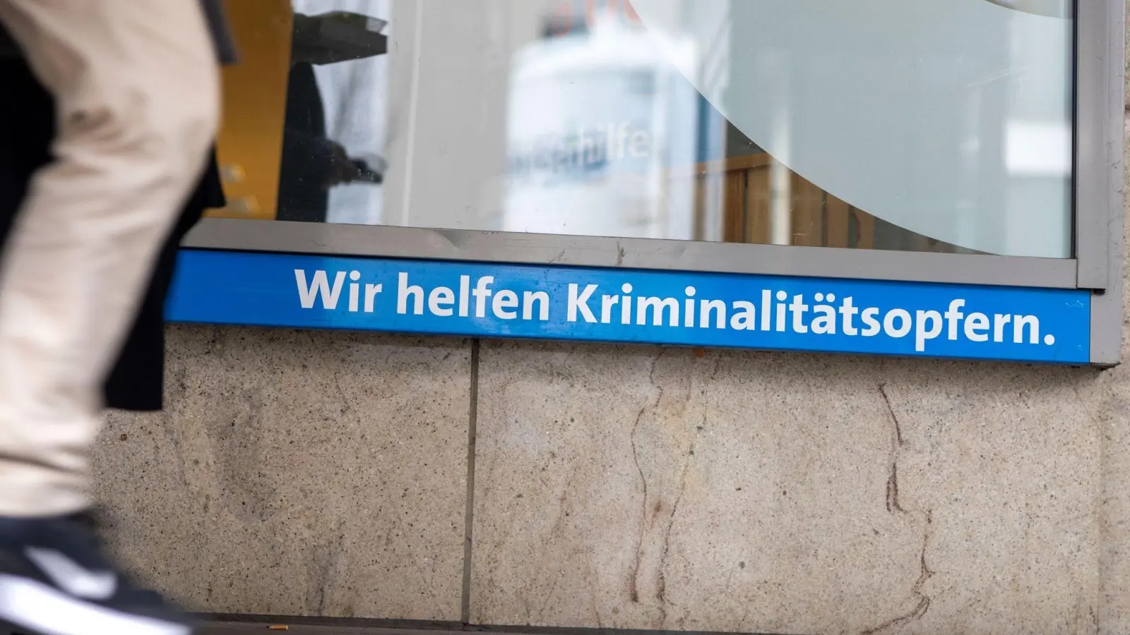 Der Weiße Ring hat sich mit der Frage befasst: Wann können psychisch kranke Menschen  (Foto: Helmut Fricke/dpa)