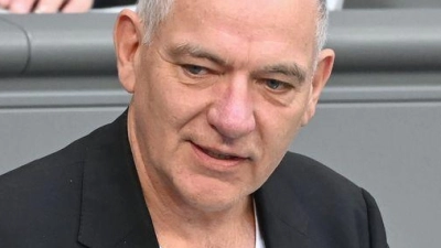 Parteichef van Aken pocht auf ein Mitspracherecht der Linksfraktion. (Archivbild)  (Foto: Katharina Kausche/dpa)