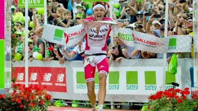 Damals war's: Vor zehn Jahren gewann Jan Frodeno die Challenge Roth - in einer Fabelzeit. (Archivbild) (Foto: picture alliance / dpa)