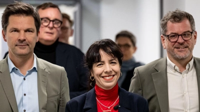 Die Spitzen von Linke, Grünen und SPD haben ihre Sondierungen zur Regierungsbildung erfolgreich abgeschlossen.     (Foto: Fabian Sommer/dpa)