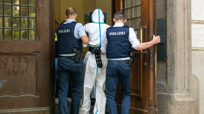 Der 20 Jahre alte Verdächtige wurde am Freitag einem Haftrichter vorgeführt. (Foto: Armin Weigel/dpa)