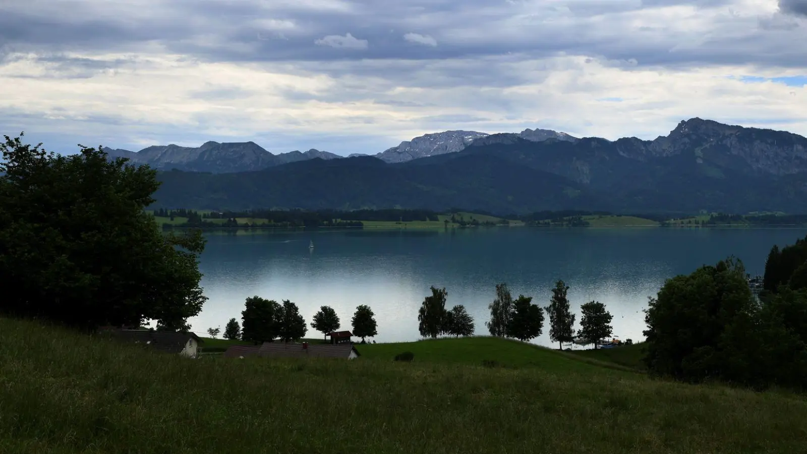 Erst ab Montag wird es verbreitet wieder freundlich. (Symbolbild) (Foto: Karl-Josef Hildenbrand/dpa)