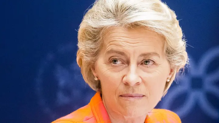 EU-Kommissionspräsidentin Ursula von der Leyen hat genaue Vorstellungen zur Investitionspolitik in Europa. (Foto: Christoph Soeder/dpa)