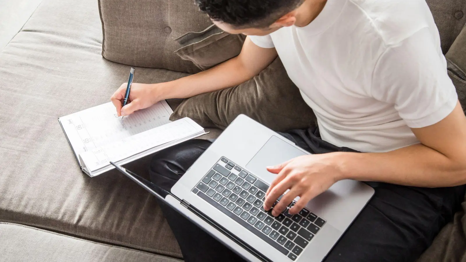 Gesetzliche Urlaubstage können sich Beschäftigte in der Regel nicht einfach auszahlen lassen.  (Foto: Christin Klose/dpa-tmn)