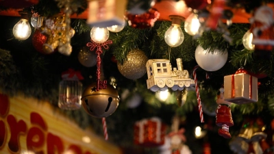Der Markt in Duderstadt wurde am Abend geräumt. (Symbolbild) (Foto: Roberto Pfeil/dpa)