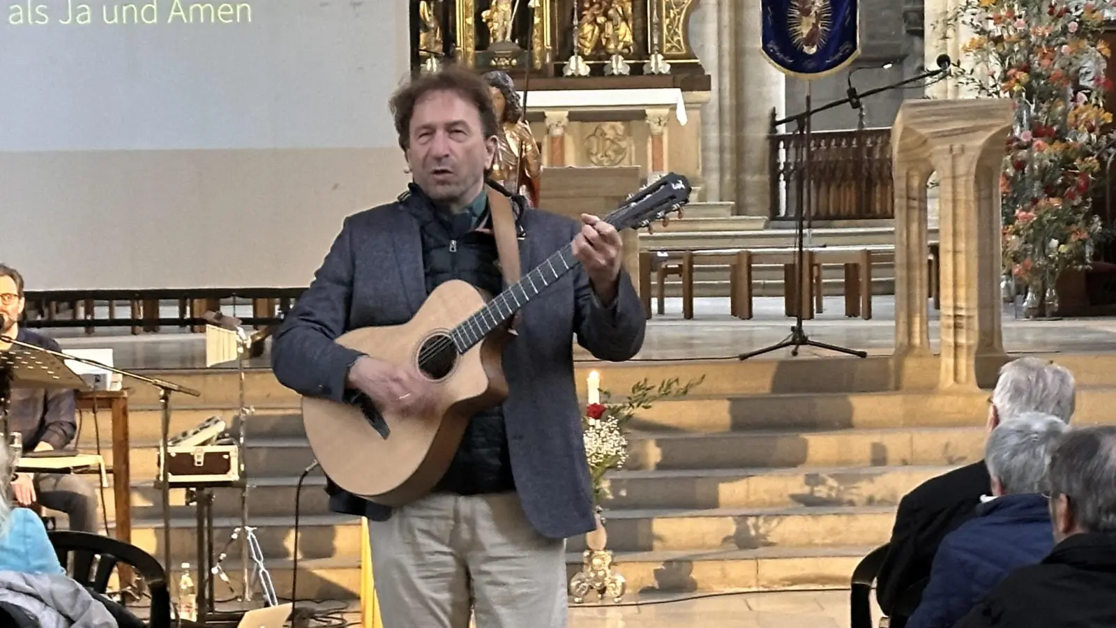 Clemens Bittlinger bot eingängige Melodien und klare Texte. (Foto: Martina Haas)