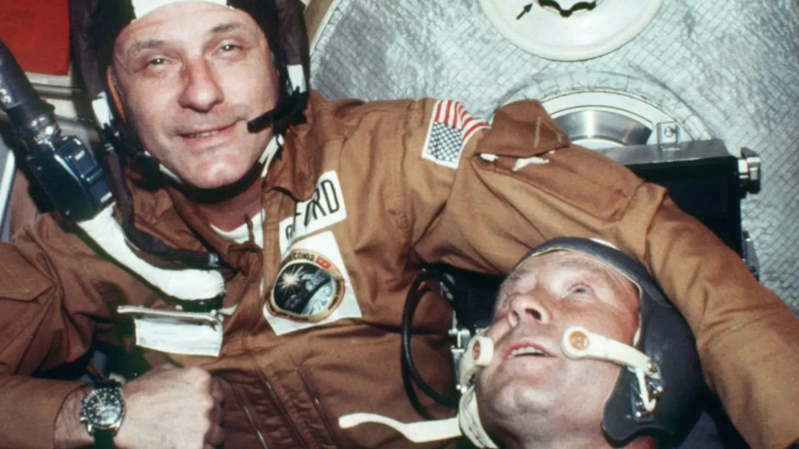 Vor 50 Jahren begann mit dem historischen Händedruck der Russen und Amerikaner im All auch die Zusammenarbeit der Großmächte im Weltraum. (Archivbild) (Foto: picture alliance / dpa)