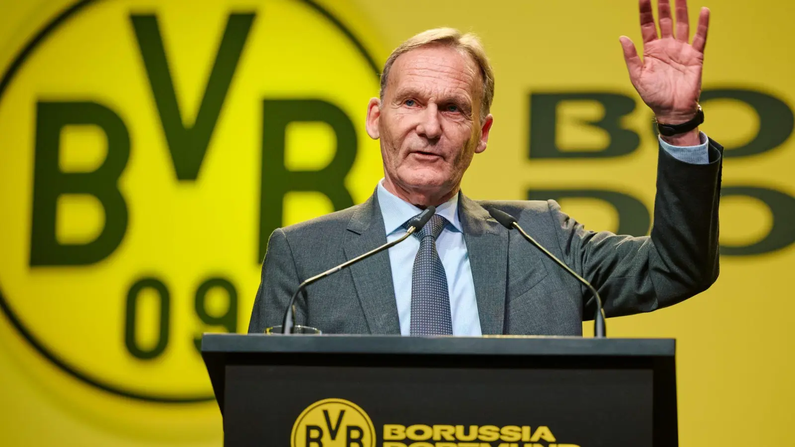 Geschäftsführer Hans-Joachim Watzke ha sich bei der Mitgliederversammlung des BVB für einen Investor ausgesprochen. (Foto: Bernd Thissen/dpa)