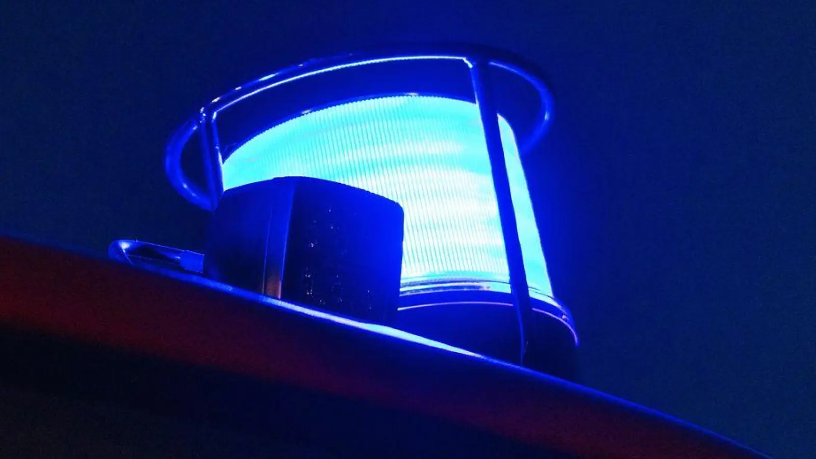 Die Feuerwehr rückte zu dem Brandort aus. (Symbolbild) (Foto: Philipp von Ditfurth/dpa)