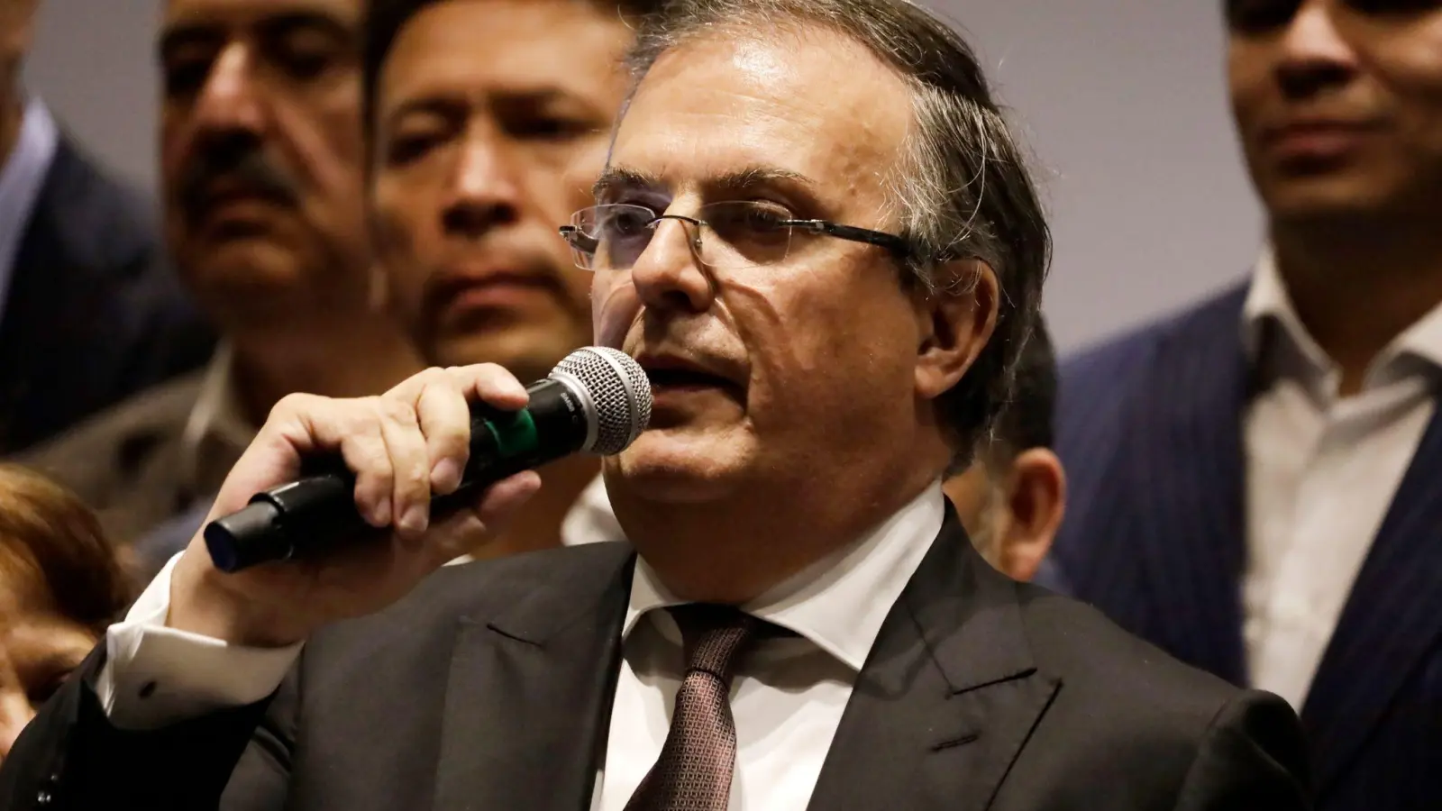 Mexikos Außenminister Marcelo Ebrard will im internen Wettbewerb der Regierungspartei als Präsidentschaftskandidat nominiert werden. (Foto: Luis Barron/eyepix via ZUMA Press Wire/dpa)
