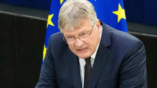 Das EU-Parlament hat dem fraktionslosen Europaabgeordneten und ehemaligen AfD-Vorsitzenden Jörg Meuthen die parlamentarische Immunität entzogen. (Foto: Philipp von Ditfurth/dpa)