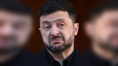 Der ukrainische Präsident Wolodymyr Selenskyj will schnell eine Nachfolge für seinen gechassten Bürochef Andrij Jermak finden. (Archivbild) (Foto: Peter Morrison/AP/dpa)