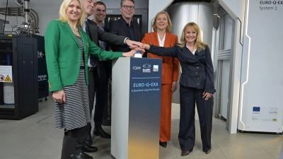 Der Quantencomputer Euro-Q-Exa wird offiziell in Betrieb genommen.  (Foto: Malin Wunderlich/dpa)