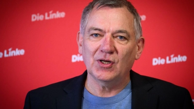 Jan van Aken hat seinen Rückzug vom Parteivorsitz angekündigt. (Archivbild) (Foto: Bernd von Jutrczenka/dpa)