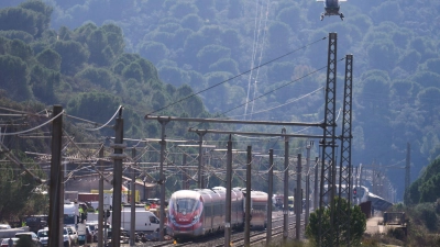 Tragisches Zugunglück im Süden Spaniens (Foto: Manu Fernandez/AP/dpa)