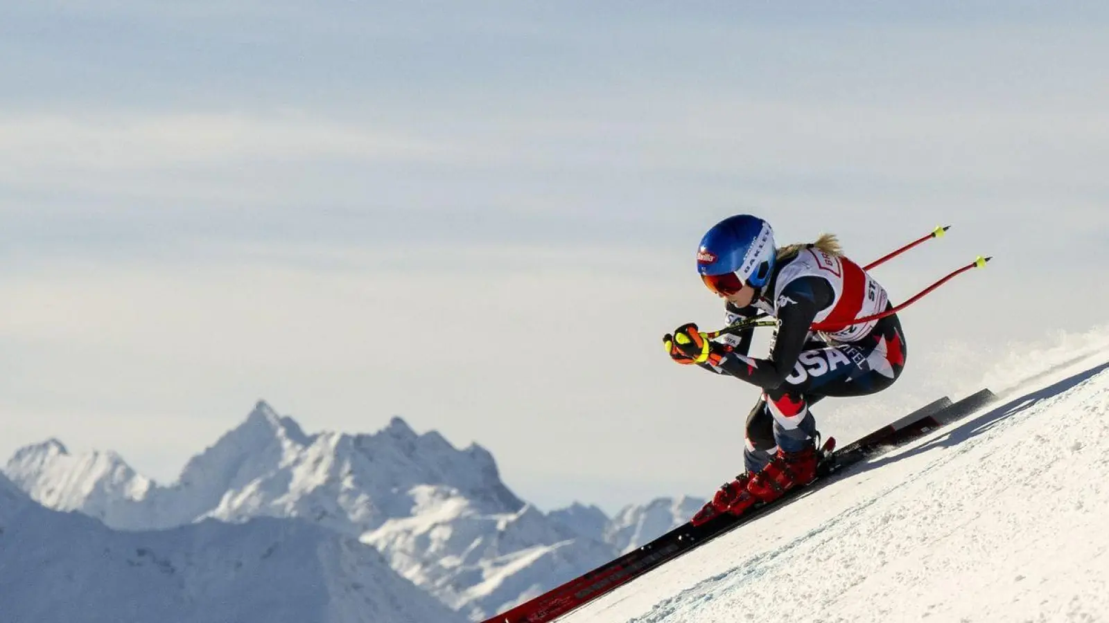 Mikaela Shiffrin war bei der Abfahrt in St. Moritz nicht zu schlagen. (Foto: Jean-Christophe Bott/KEYSTONE/dpa)