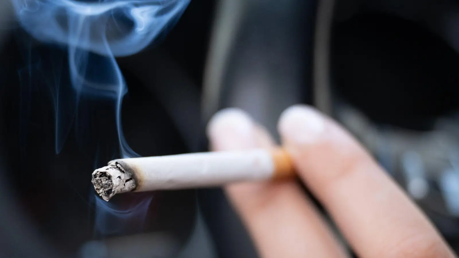 Deutschland ist beim Kampf gegen den Tabak kein Musterland für die WHO. (Archivbild) (Foto: Sebastian Kahnert/dpa)