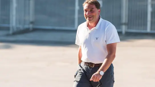 Der 53-jährige Thomas Wüstefeld ist als Finanzvorstand und Aufsichtsratmitglied beim Hamburger SV zurückgetreten. (Foto: Daniel Bockwoldt/dpa)