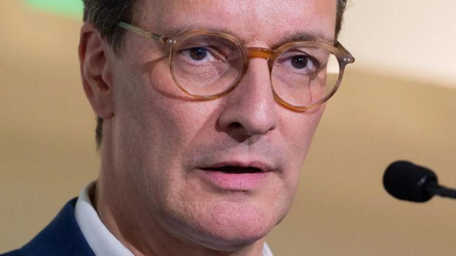 NRW-Ministerpräsident Hendrik Wüst will die Olympischen Spielen in die Region Rhein und Ruhr holen  (Foto: Rolf Vennenbernd/dpa)