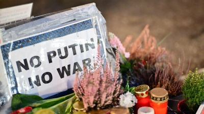 Wann endet der russische Angriffskrieg gegen die Ukraine? Verhandlungen haben bisher keine greifbaren Ergebnisse gebracht. (Foto: Sebastian Gollnow/dpa)