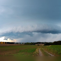 Gewitter und Regen erwartet der DWD für Freitag. (Foto: Simon Zeiher/onw-images/dpa)
