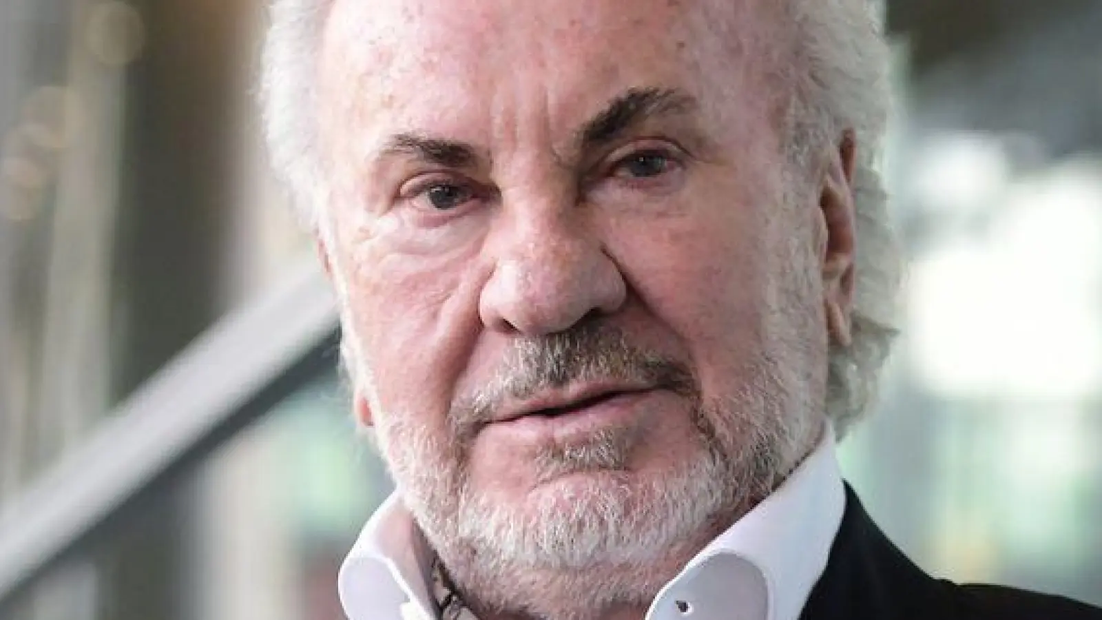 Ex-Formel-1-Manager Willi Weber wurde Medienberichten zufolge Opfer eines Überfalls. (Foto: Frank May/picture alliance/dpa)