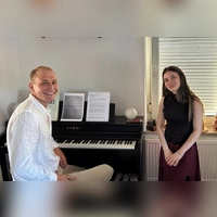 Bei der Probe zum Bundeswettbewerb „Jugend musiziert” in Regensburg: Cornelius Ubl und Alma Sweilem. (Foto: Shibly Sweilem)