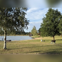 Bei der Haushaltsaufstellung soll in diesem Jahr auf die Bremse getreten werden. Trotz des Sparkurses hält der Markt Obernzenn aber an einzelnen Investitionen fest – unter anderem ins Freizeitgelände Obernzenner See. (Foto: Yvonne Neckermann)