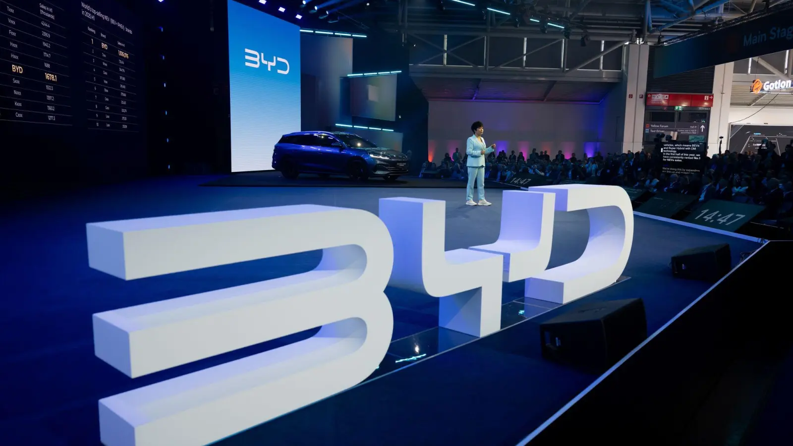 Der chinesische Autobauer BYD tritt auf der IAA voller Selbstbewusstsein auf.  (Foto: Sven Hoppe/dpa)