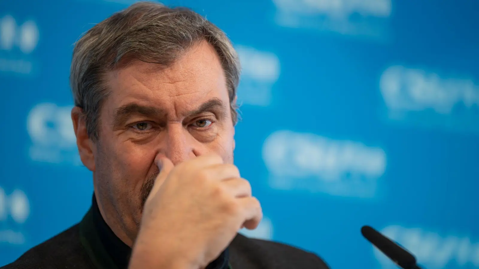 Ein Boykott der Fußball-WM in den USA, Kanada und in Mexiko würde aus der Sicht von CSU-Chef Söder weder sportlich noch außenpolitisch Sinn machen.   (Foto: Peter Kneffel/dpa)