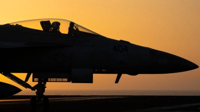 US-Militär meldet Angriffe im Iran. (Archivbild) (Foto: Bernat Armangue/AP/dpa)