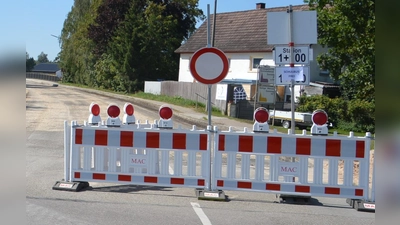 Zusätzlich zur derzeit bereits bestehenden Sperrung der Ortsdurchfahrt von Wittelshofen (unser Bild) wird im Oktober noch die Staatsstraße zwischen Wassertrüdingen und Gerolfingen dicht gemacht. (Foto: Peter Tippl)