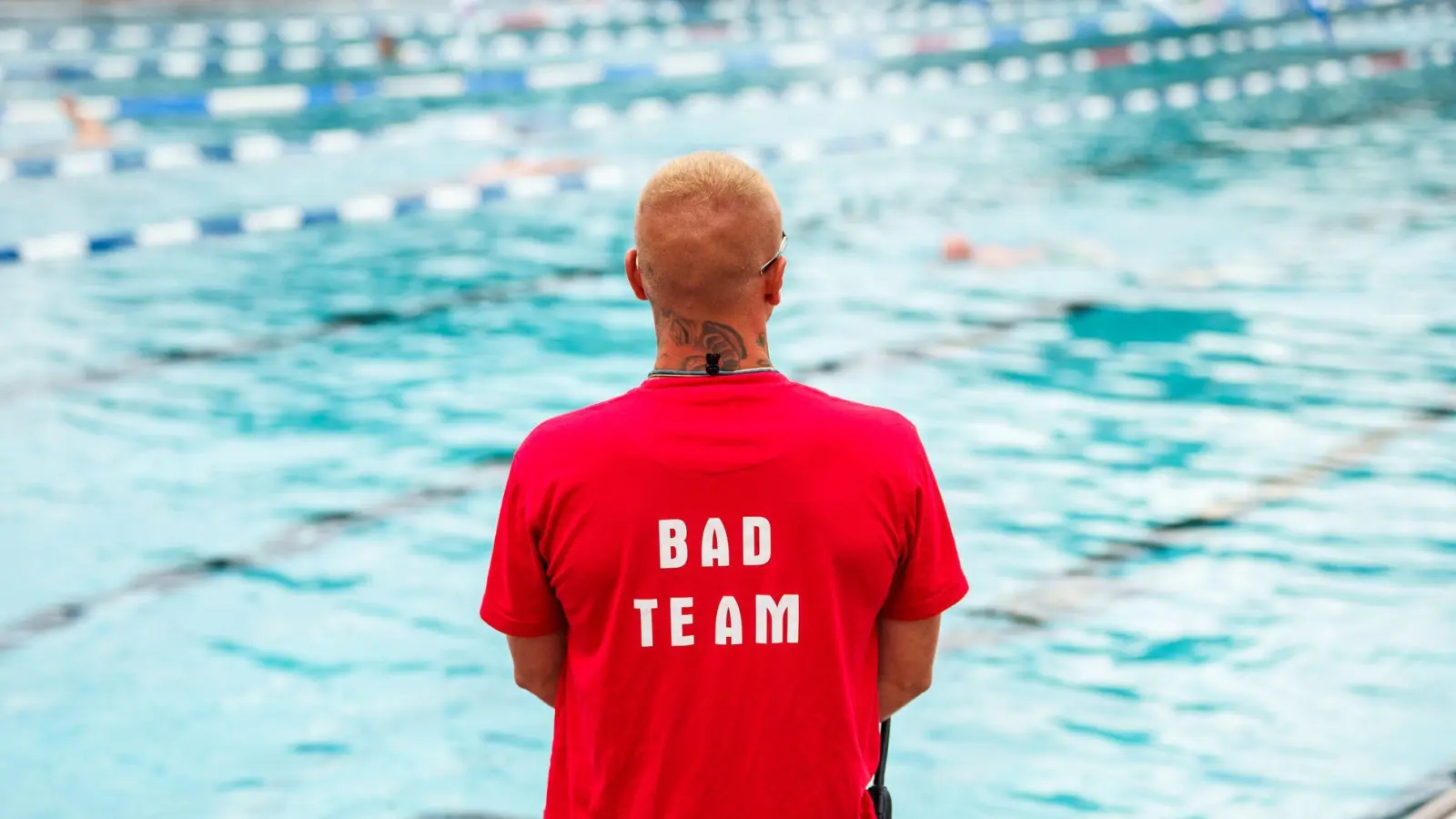 Die Betreiber von Freibädern sehen die Sicherheit überwiegend gewährleistet. (Symbolbild) (Foto: Andreas Arnold/dpa)