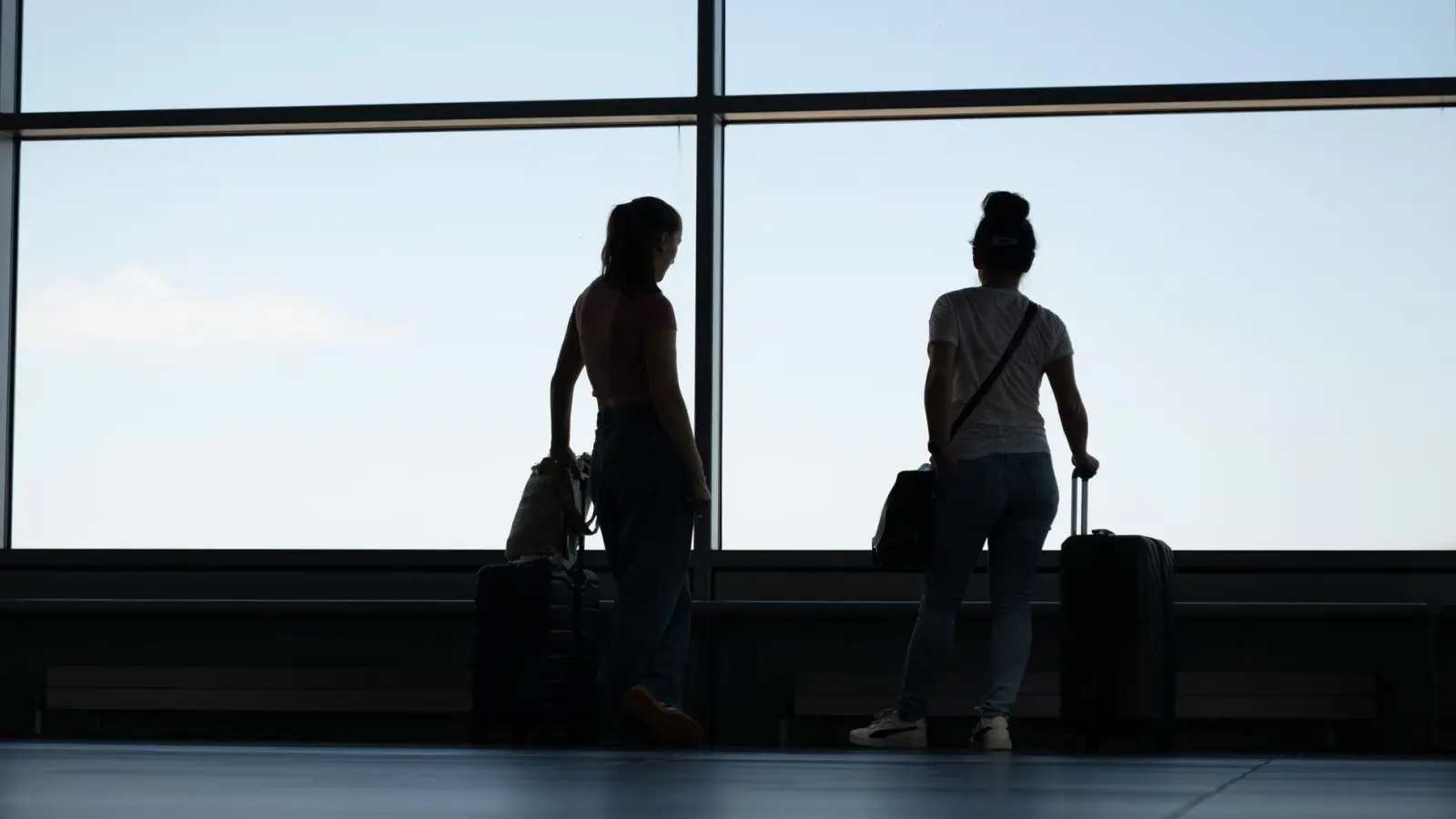 Ansprüche leicht gemacht: Ein Online-Check zeigt, ob bei Verspätung, Ausfall oder Gepäckverlust Entschädigung zusteht. (Foto: Sebastian Kahnert/dpa)