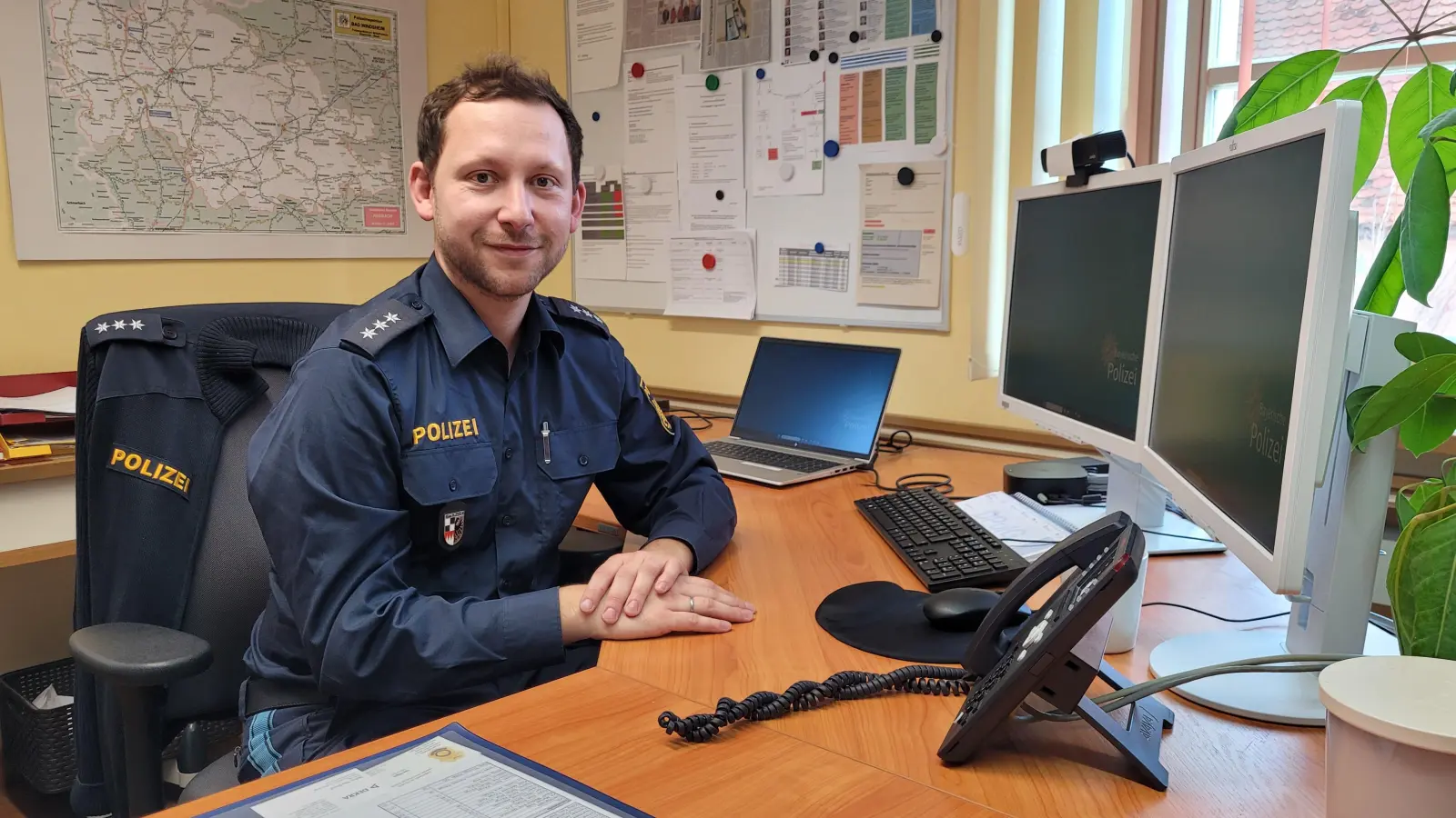 Hauptkommissar Timo Wittig ist neuer stellvertretender Dienststellenleiter der Polizei in Bad Windsheim. (Foto: Nina Daebel)