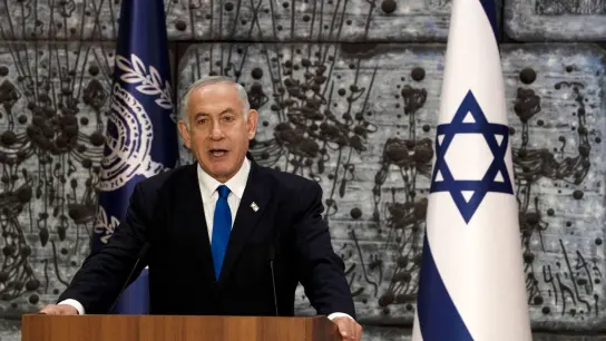 Israels designierter Ministerpräsident Benjamin Netanjahu hat eine Verlängerung seines Mandats zur Bildung einer Regierung beantragt. (Foto: Maya Alleruzzo/AP/dpa)