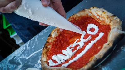 Danke, Unesco - in Italien sind viele Freunde des Essens begeistert. (Foto: picture alliance / Cesare Abbate/ANSA/AP/dpa)