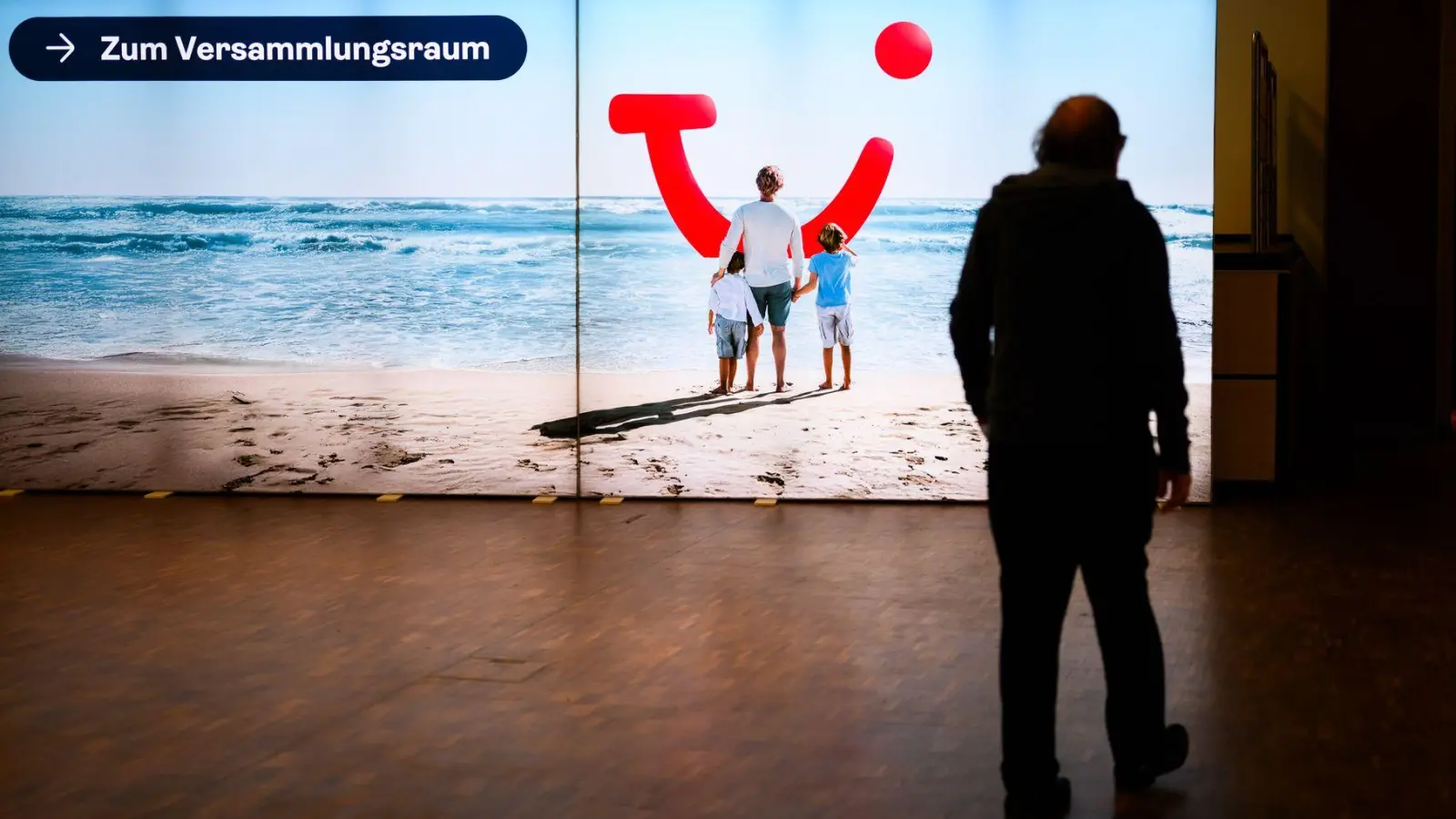 Tui-Gäste sollen aus der Golfregion heimfliegen. (Symbolbild) (Foto: Julian Stratenschulte/dpa)