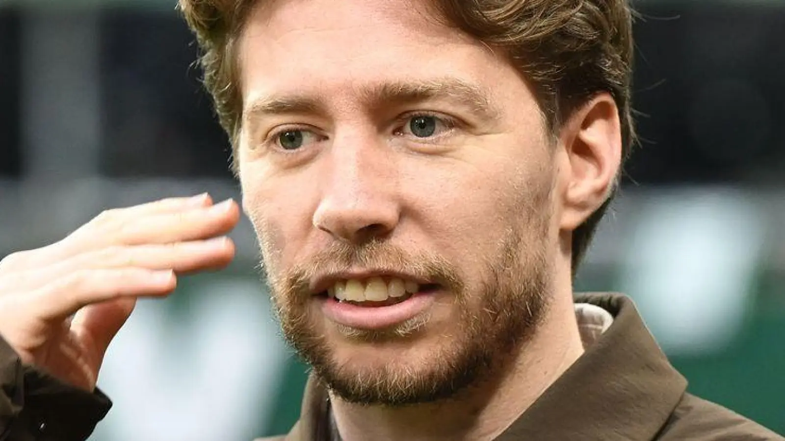 Der seit Monaten verletzte Mitchell Weiser hat deutliche Kritik an sportlichen Entscheidungen seines Clubs Werder Bremen geübt. (Archivbild) (Foto: Carmen Jaspersen/dpa)