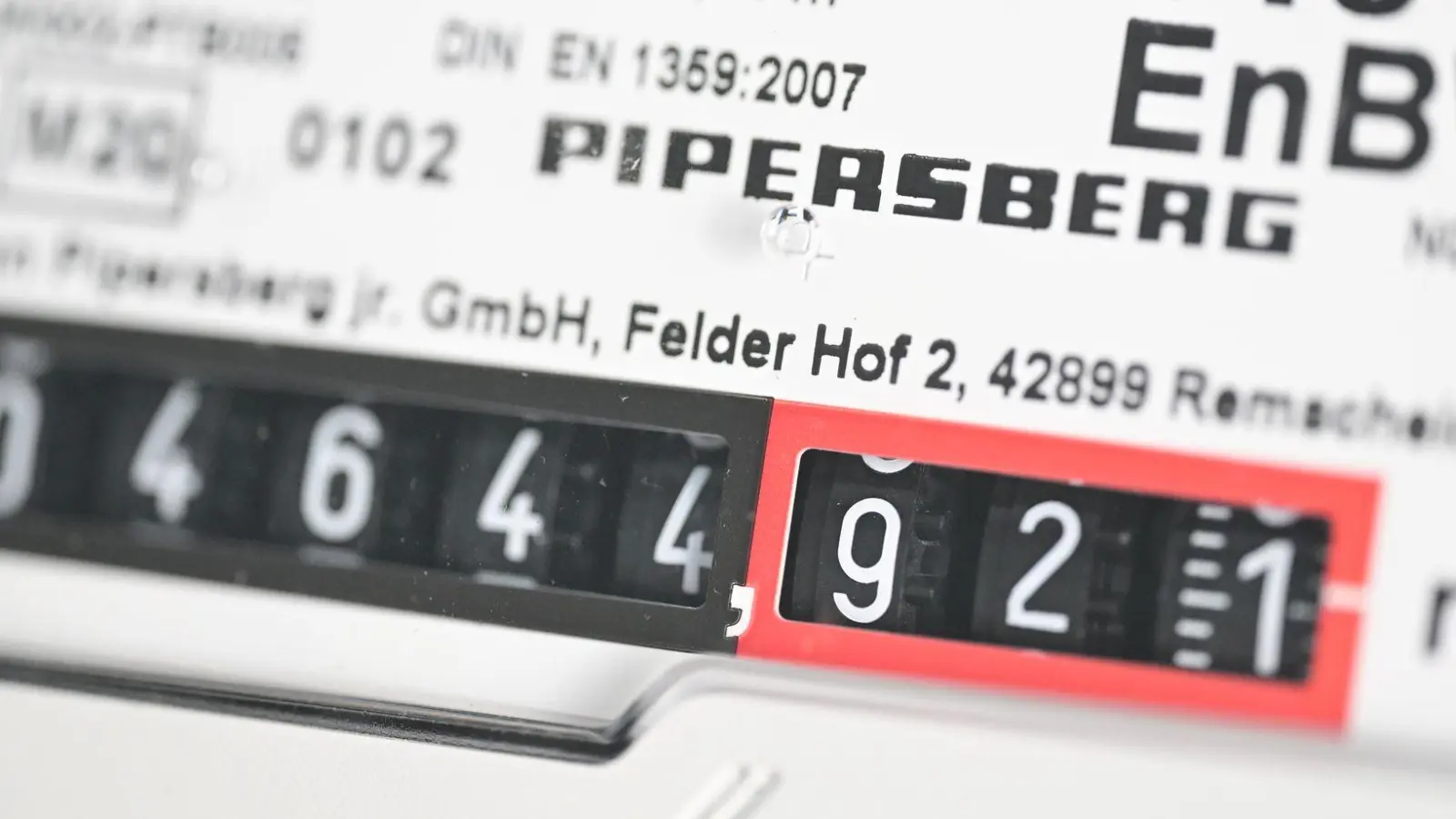 Gaspreise steigen am Großmarkt: Die Kämpfe am Persischen Golf treiben die Preise deutlich nach oben. (Foto: Bernd Weißbrod/dpa)