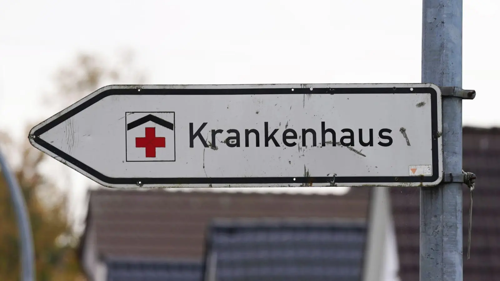 Krankenkassen warnen vor weniger strengen Standards für die Kliniken. (Symbolbild) (Foto: Marcus Brandt/dpa)