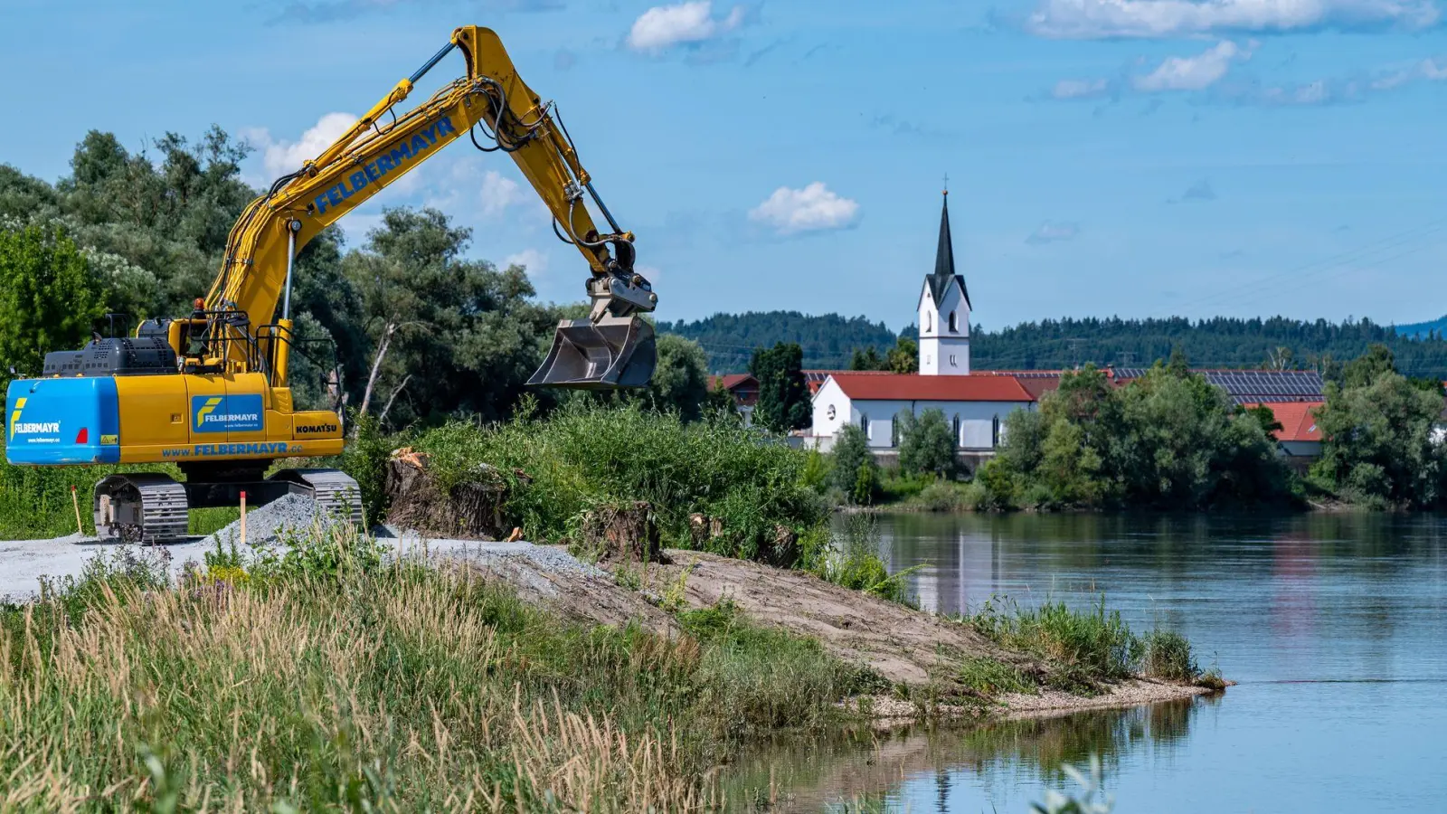 Bei Straubing wurde der Donauausbau bereits gestartet. (Archivbild) (Foto: Armin Weigel/dpa)