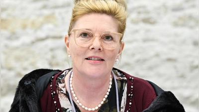 Silke Sagmeister-Eberlein ist nicht mehr die Ortsvorsitzende der CSU. Sie hat ihr Amt mit sofortiger Wirkung niedergelegt. Sie bleibt Stadträtin. (Archivbild: Jim Albright)