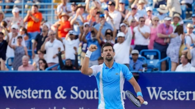 Der Serbe Novak Djokovic freut sich, wieder bei den US Open dabei zu sein. (Foto: Aaron Doster/AP/dpa)