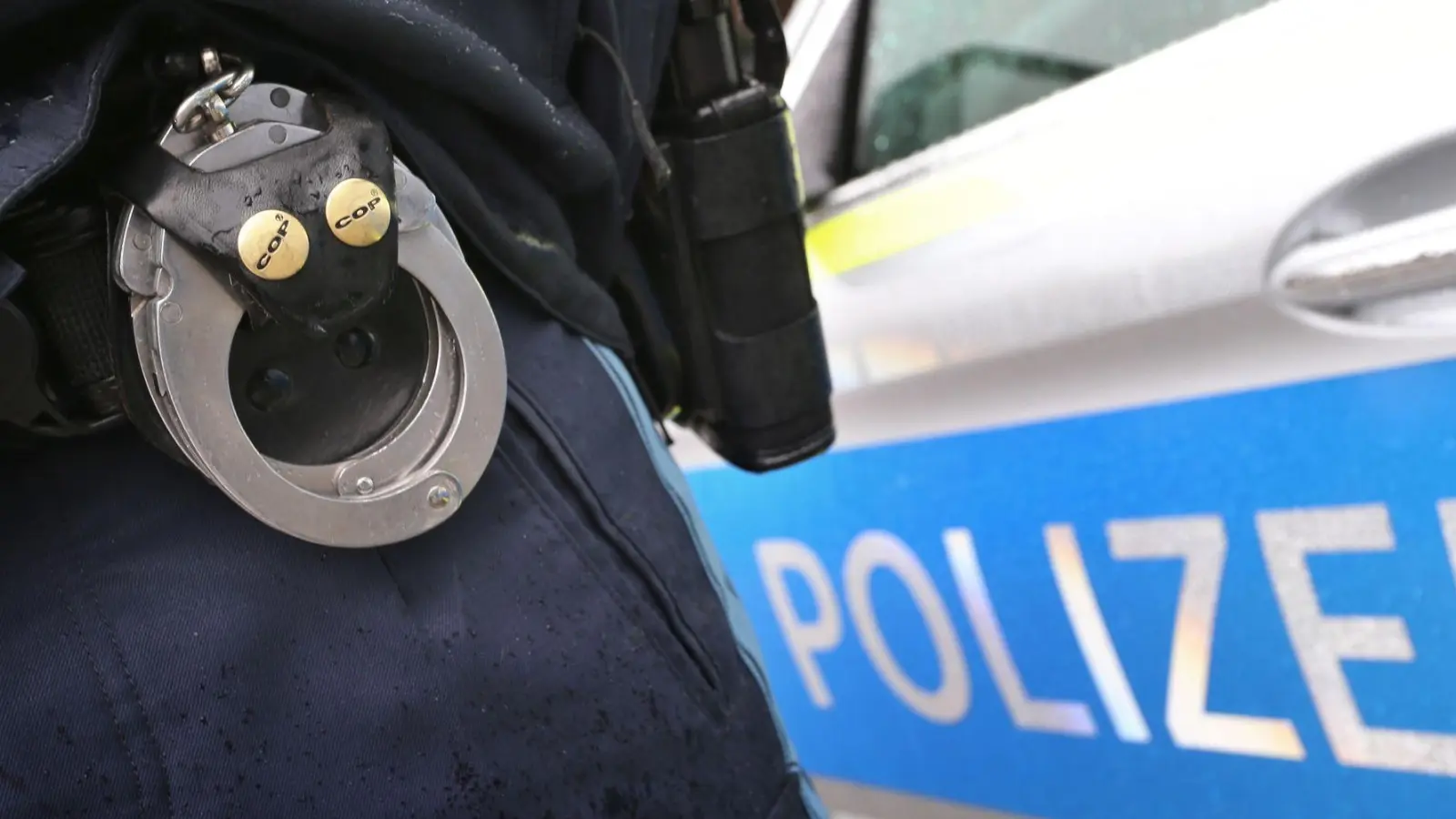 Wieso der Verdächtige die beiden Opfer angriff, ist noch unklar. (Symbolbild) (Foto: Karl-Josef Hildenbrand/dpa)