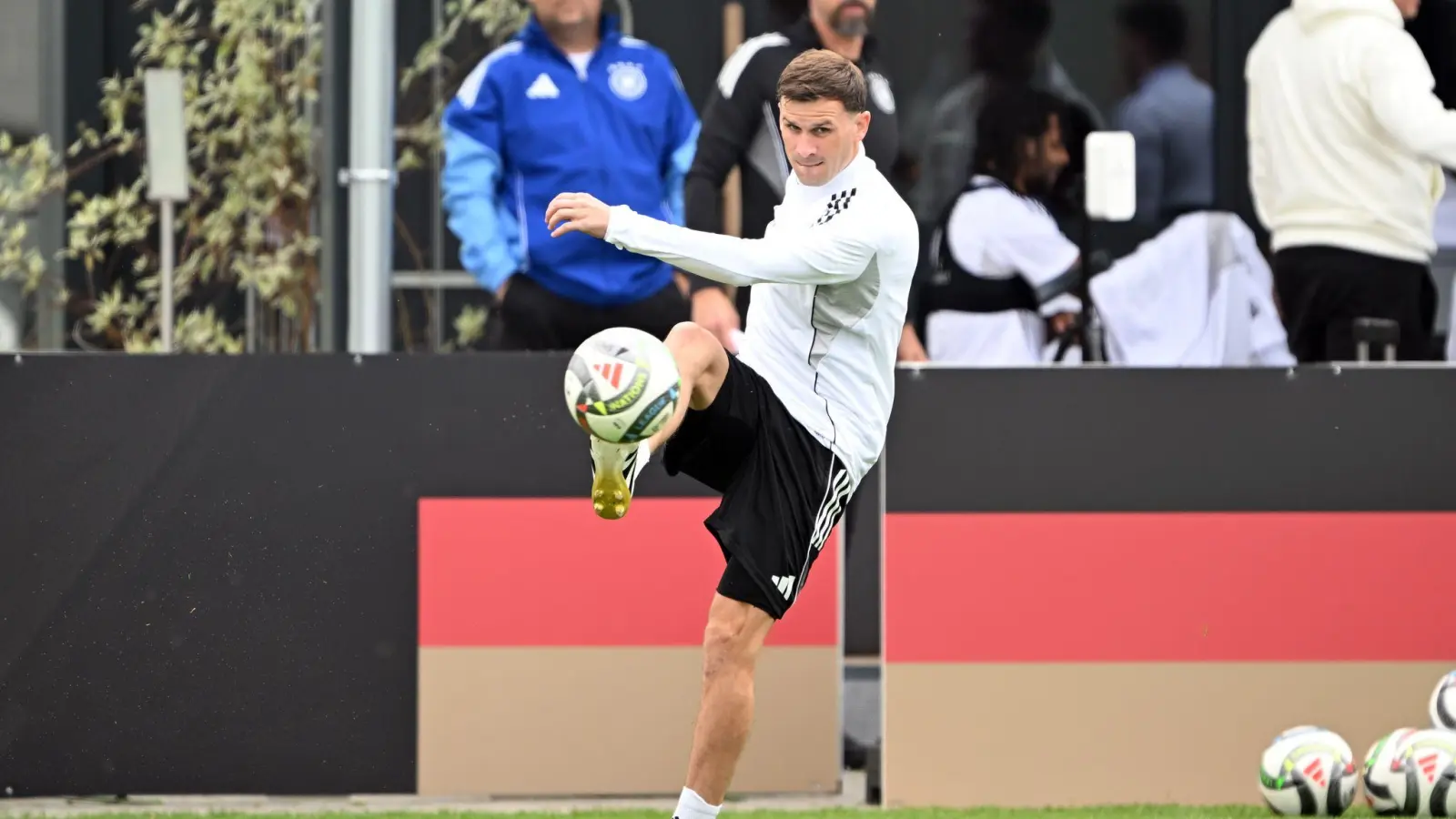 Pascal Groß ist großer Fan des US-Sports (Foto: Federico Gambarini/dpa)