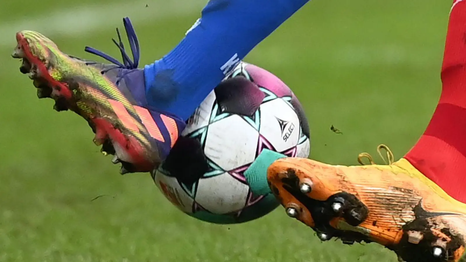 In Buckenhofen will der TSC Neuendettelsau die ersten September-Punkte holen. (Symbolbild: Uli Deck/dpa)