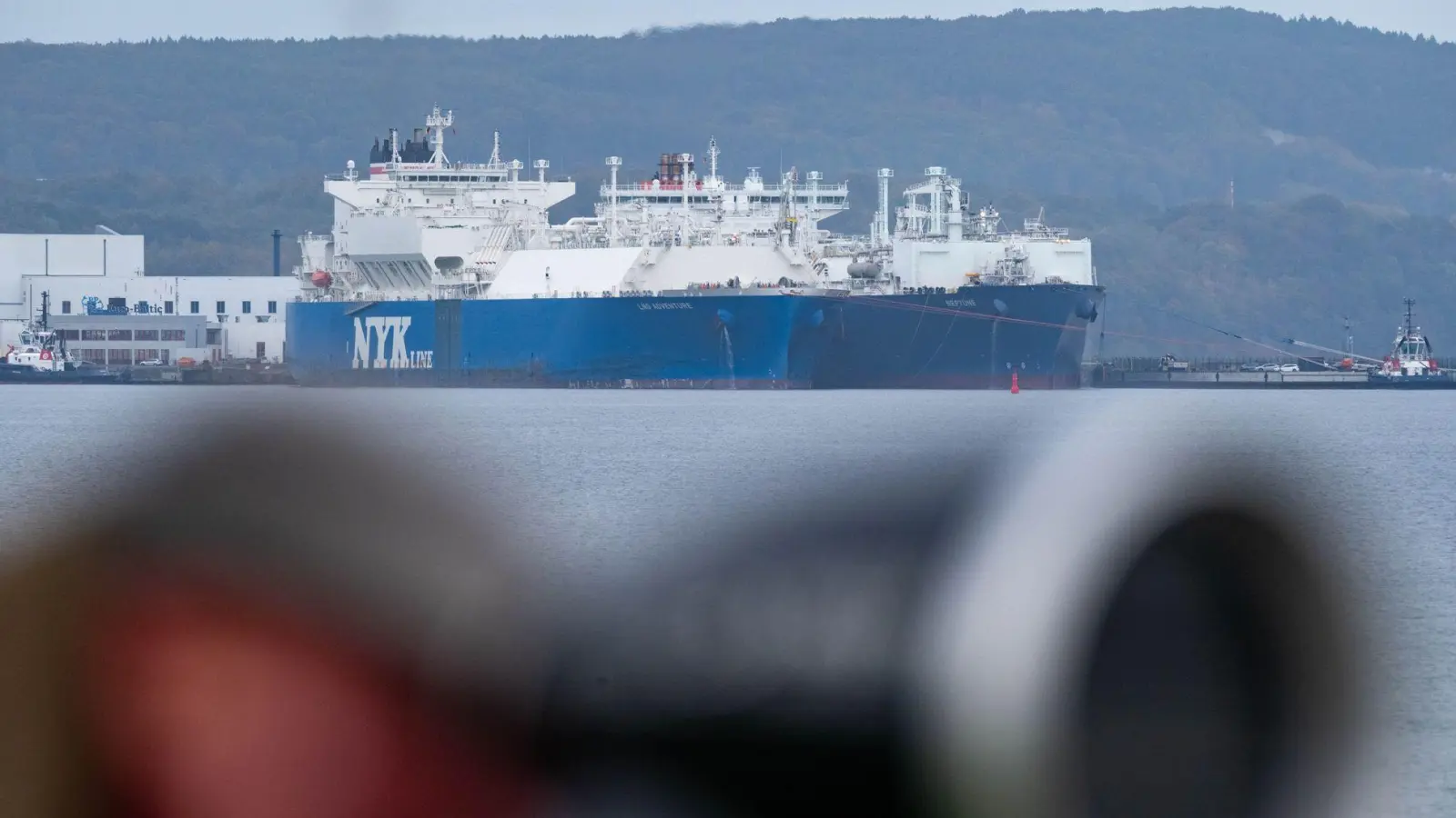 Über die Ostsee kam zuletzt wieder weniger LNG an Deutschlands Küste.  (Foto: Stefan Sauer/dpa)