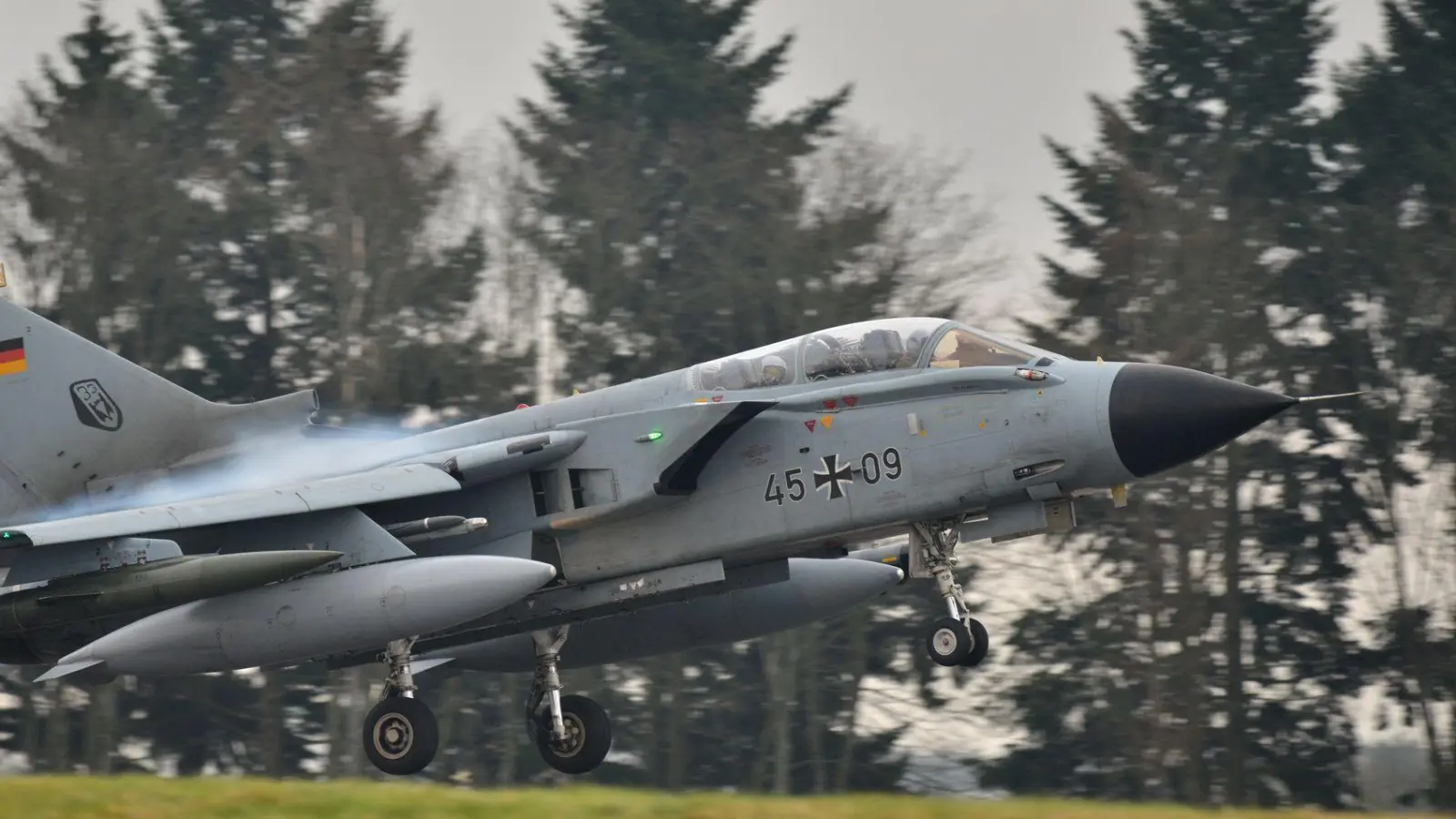 Deutschland hat für die Übung unter anderem drei Tornados angemeldet. (Archivbild) (Foto: picture alliance / Harald Tittel/dpa)