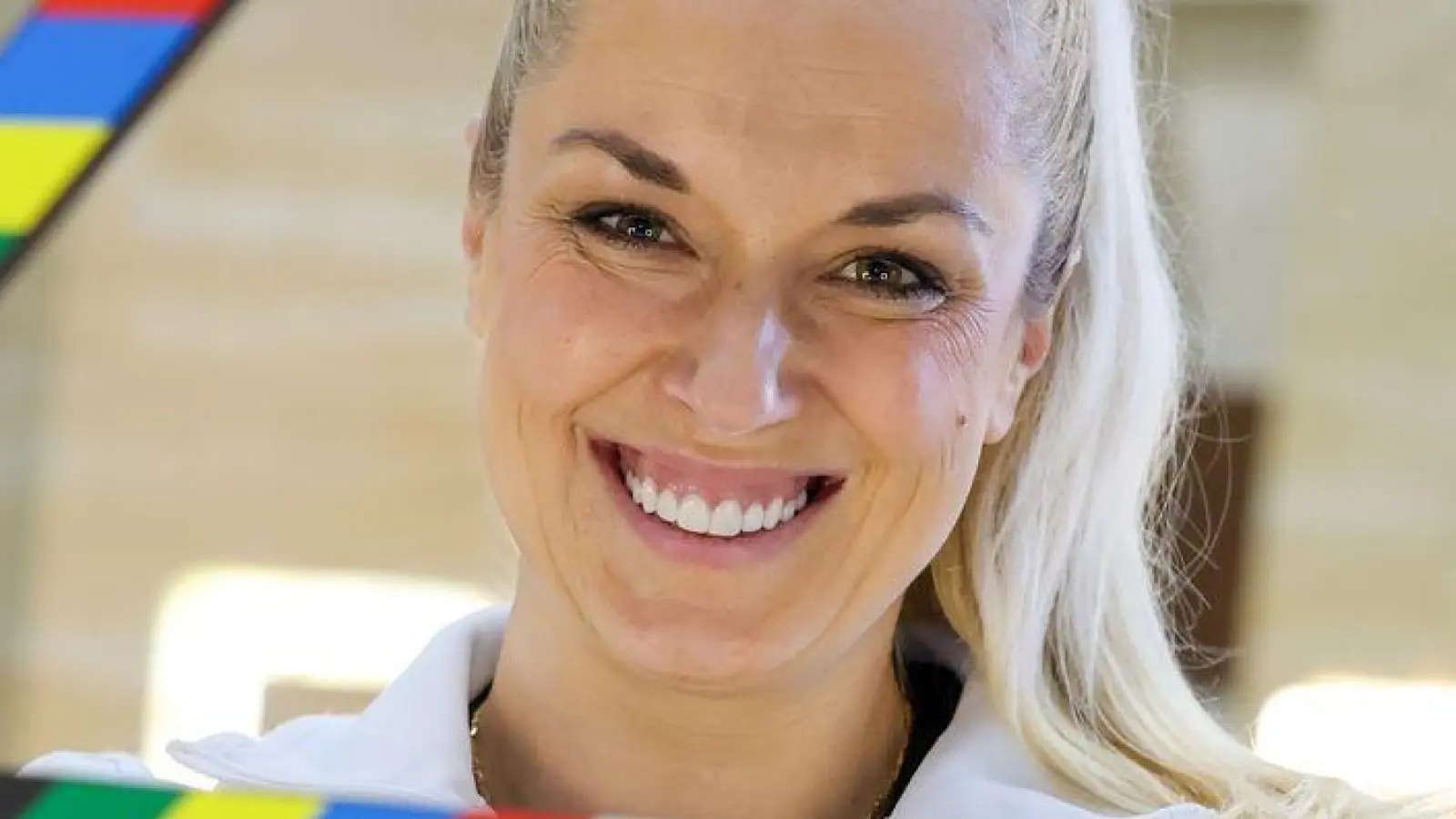 Set statt Centre Court: Tennisspielerin Sabine Lisicki übernimmt eine kleine Rolle in der RTL-Vorabendserie „Alles was zählt“. (Foto: Christoph Reichwein/dpa)